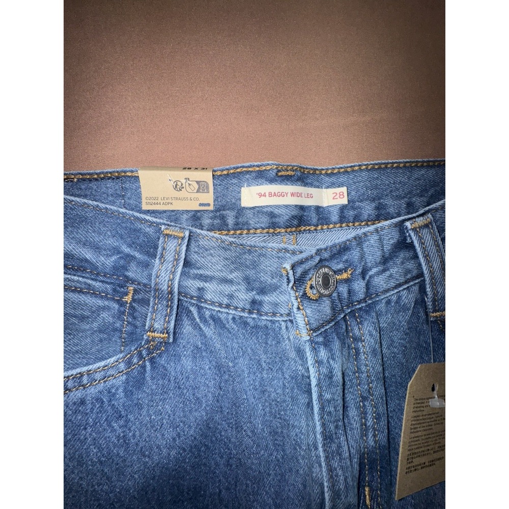 Levis '94 Baggy Wide Leg Jeans Womens 28x30 Blue Denim Loose Mid Rise Light Wash - Picture 5 of 9